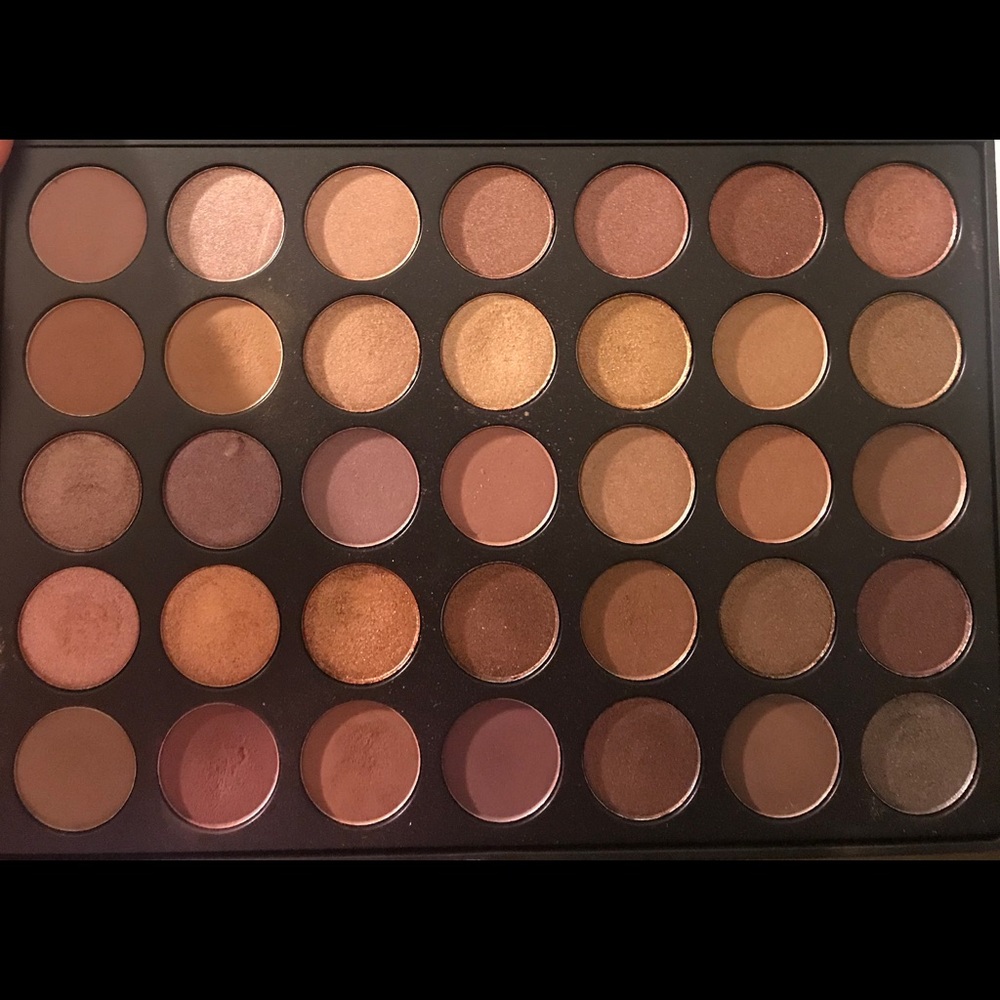 MORPHE 35T eyeshadow palette